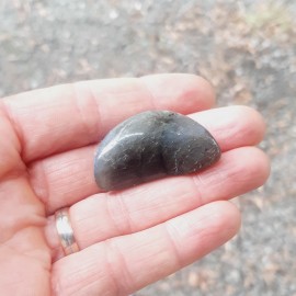 Pierre roulée en Labradorite