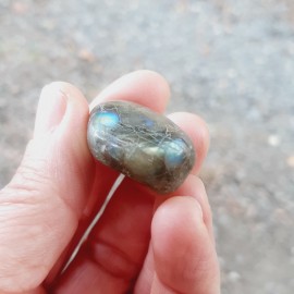 Pierre roulée en Labradorite