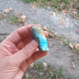 Labradorite de Madagascar 1 face polie